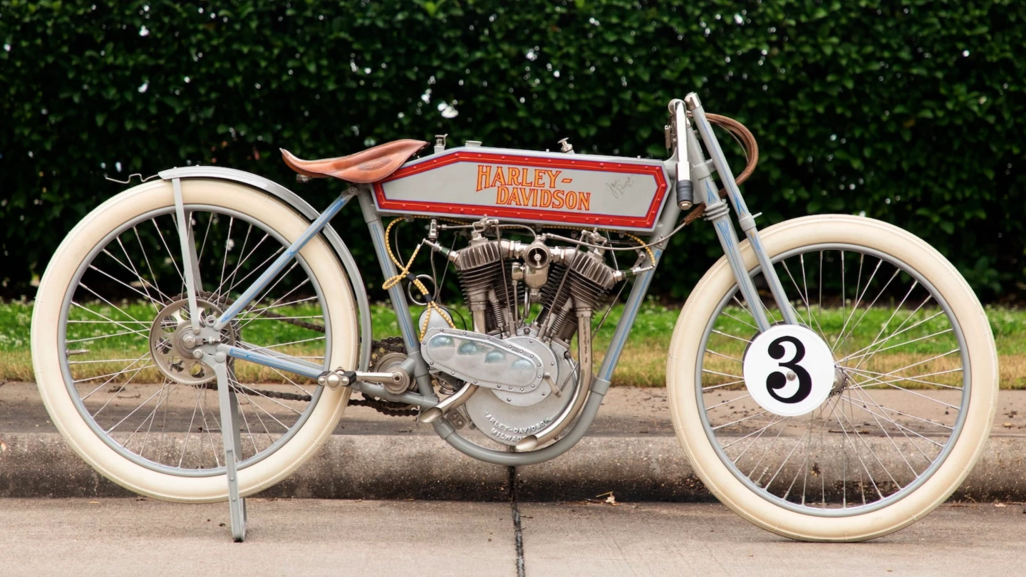 Sold for $90,200 | 1914 Harley-Davidson 11K | Mecum | Estimated price: $65,000 to $100,000 | Official Auction Page