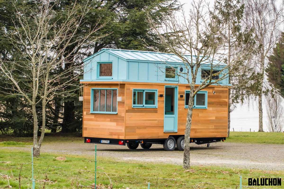 The Tiny house Kalzennig serves as a full-time home to its owners in western France