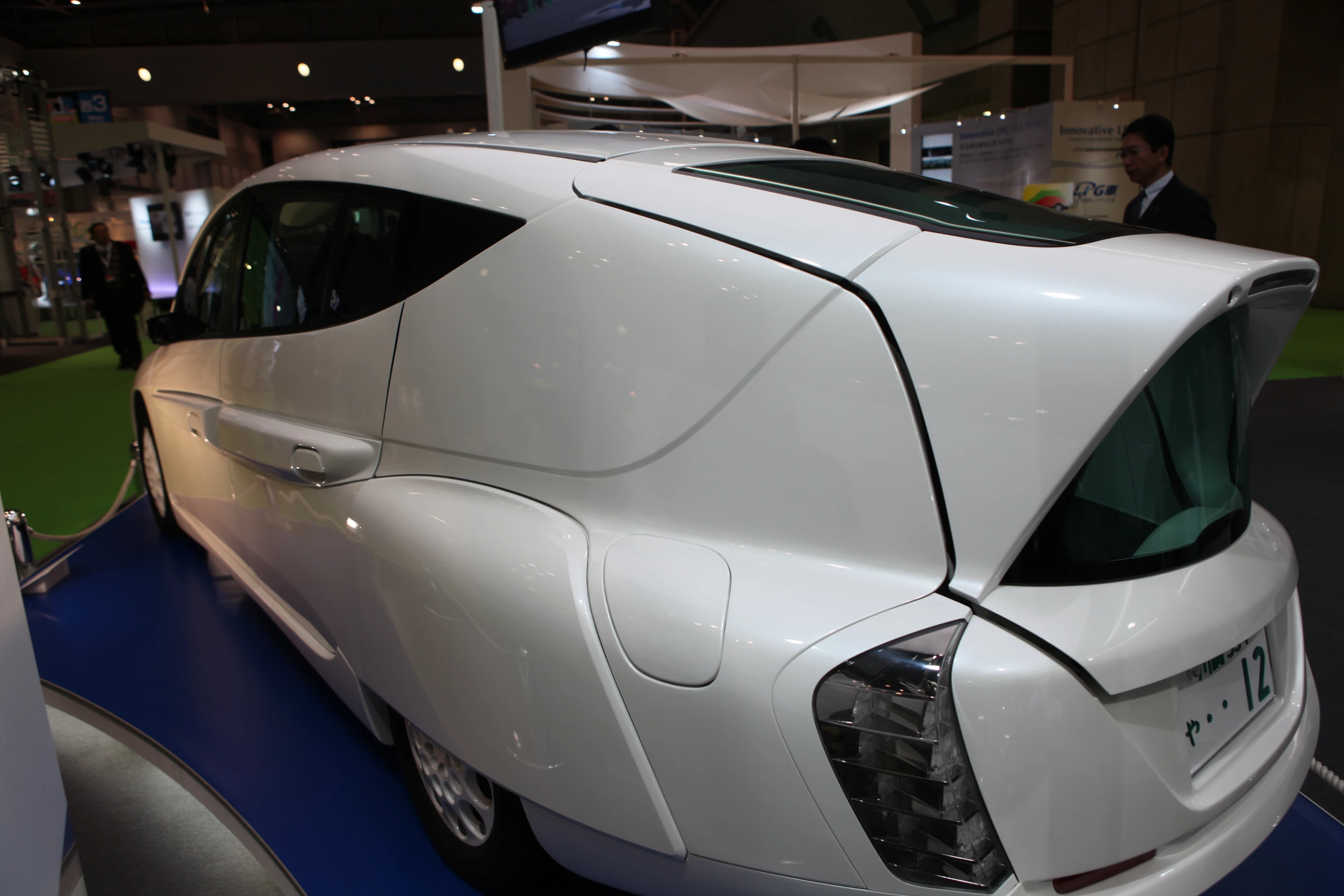 The prototype SIM-LEI electric car