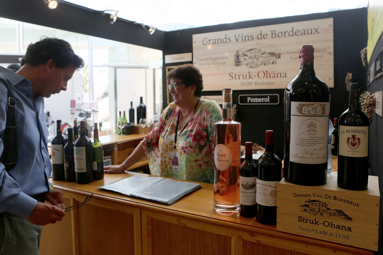 A specialist in the "Grands Crus Classes de Bordeaux" for over 60 years, Struk-Ohana has built links with the biggest wineries such as Lafite Rothschild, Cheval Blanc, Angelus, Canon la Gaffeliere and Le Pin to name but a few, and is intent on introducing the best of the famous wines of the bordeaux region into the wine cellars of the world's connoisseurs.