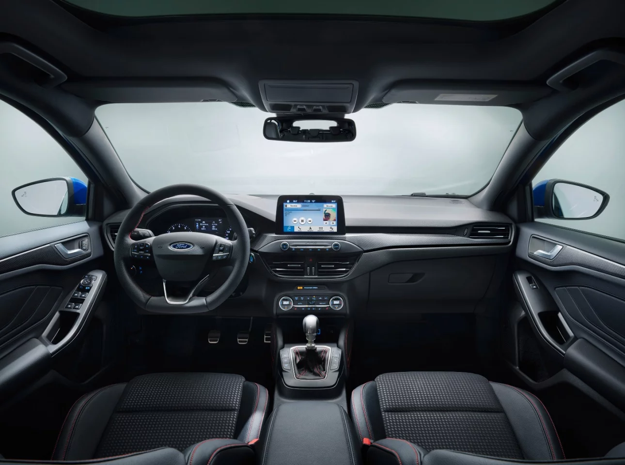 Ford Focus ST-Line: interior