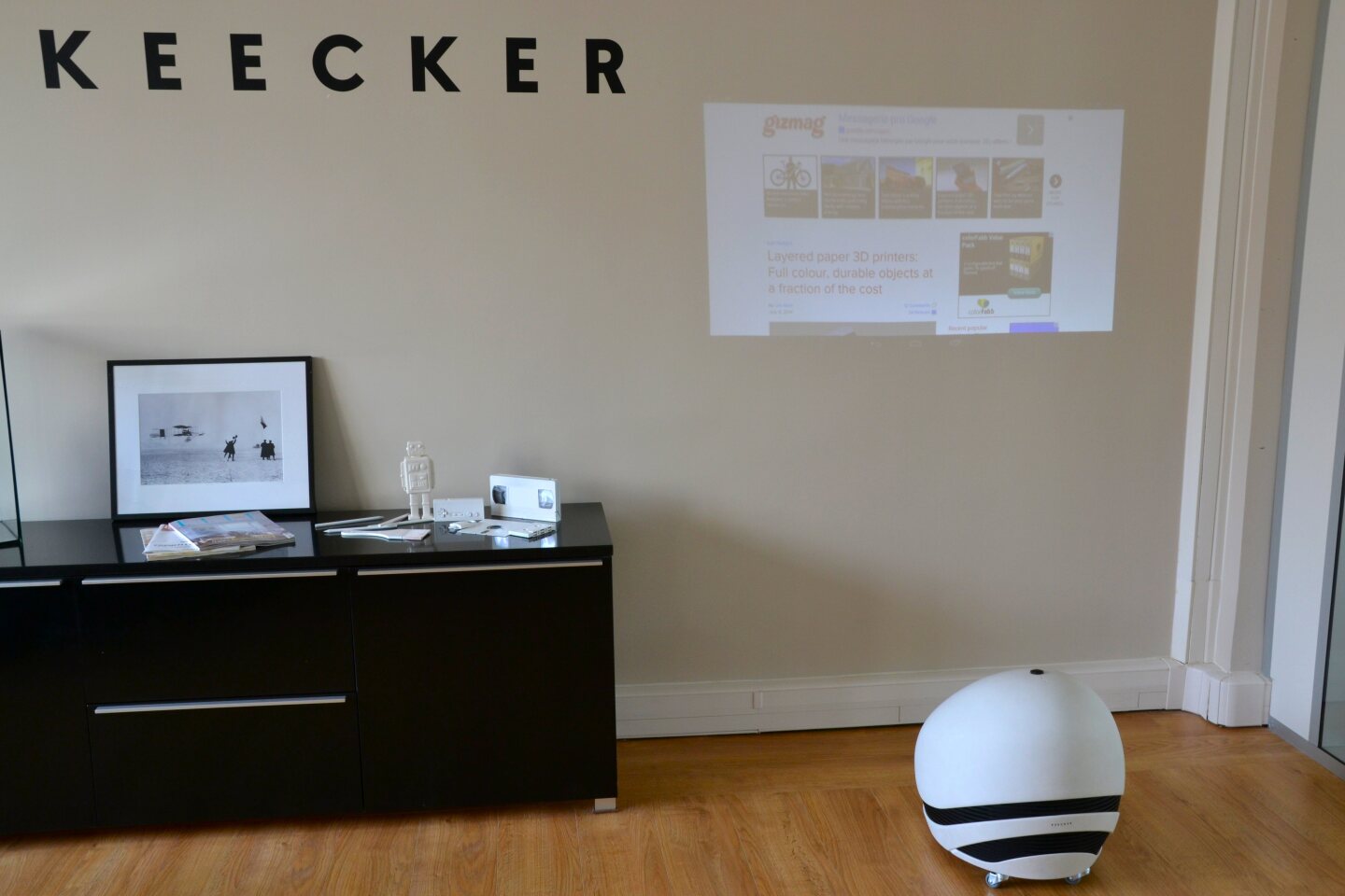 Keecker is said to have a throw ratio of between 0.8 and 0.9:1, which means that users will be able to enjoy a big image on the wall or ceiling even if space in the room is tight (Photo: Paul Ridden/Gizmag)