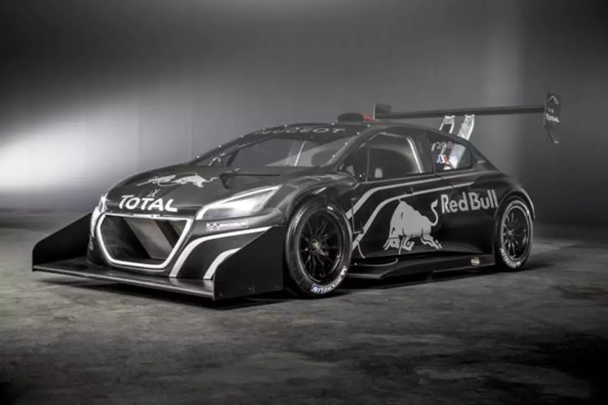 Peugeot's 208 T16