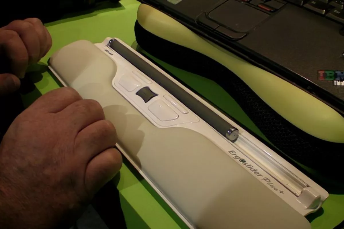 The ErgoSlider Plus is an alternative to the traditional computer mouse