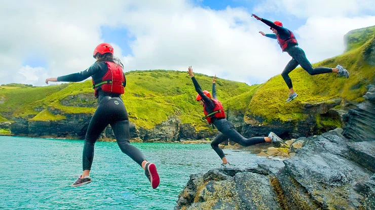 Local attractions and activities include coasteering (a mixture of exploring, climbing, swimming and - if you are brave enough - leaping into the ocean)