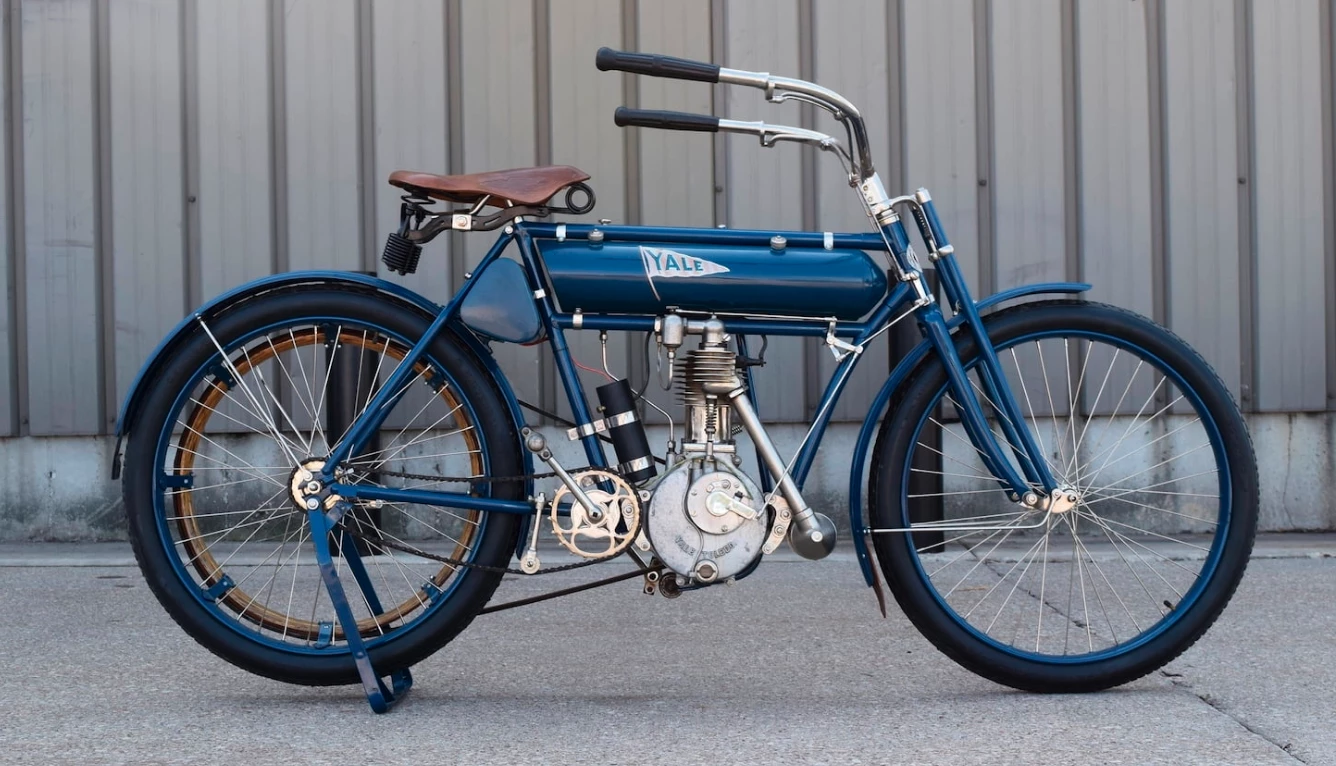 Extremely rare with a fascinating tale behind it, this 1909 Yale 500cc Single would be near identical to the first to cross America in 1903. We know of only one of these that has been sold before, by Bonhams in 2008 for $23,400, so if the high bid of $35,000 for this bike had been accepted, it would probably have been a record for the model. The reserve was $40,000 but no common ground could be found.