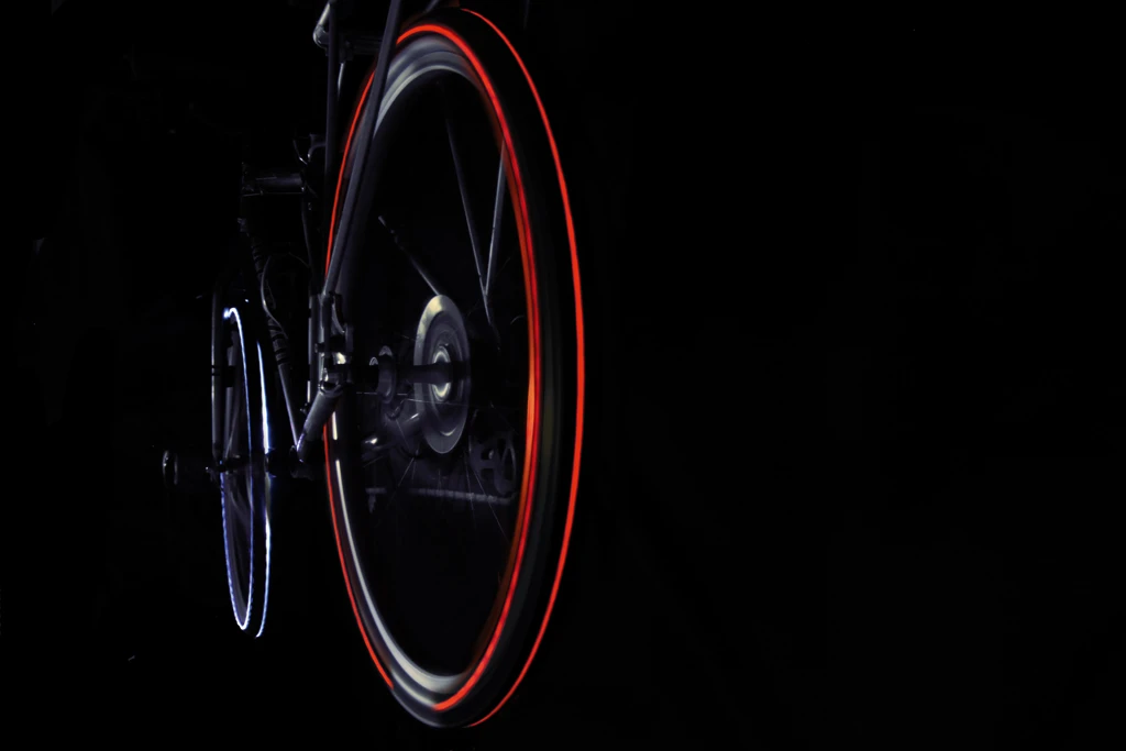 The Cyglo bike tire embedded with LED lights