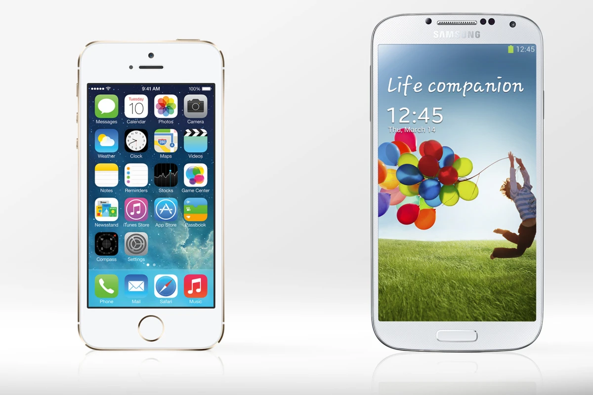 Gizmag compares the specs and features of the new iPhone 5s and Samsung's Galaxy S4