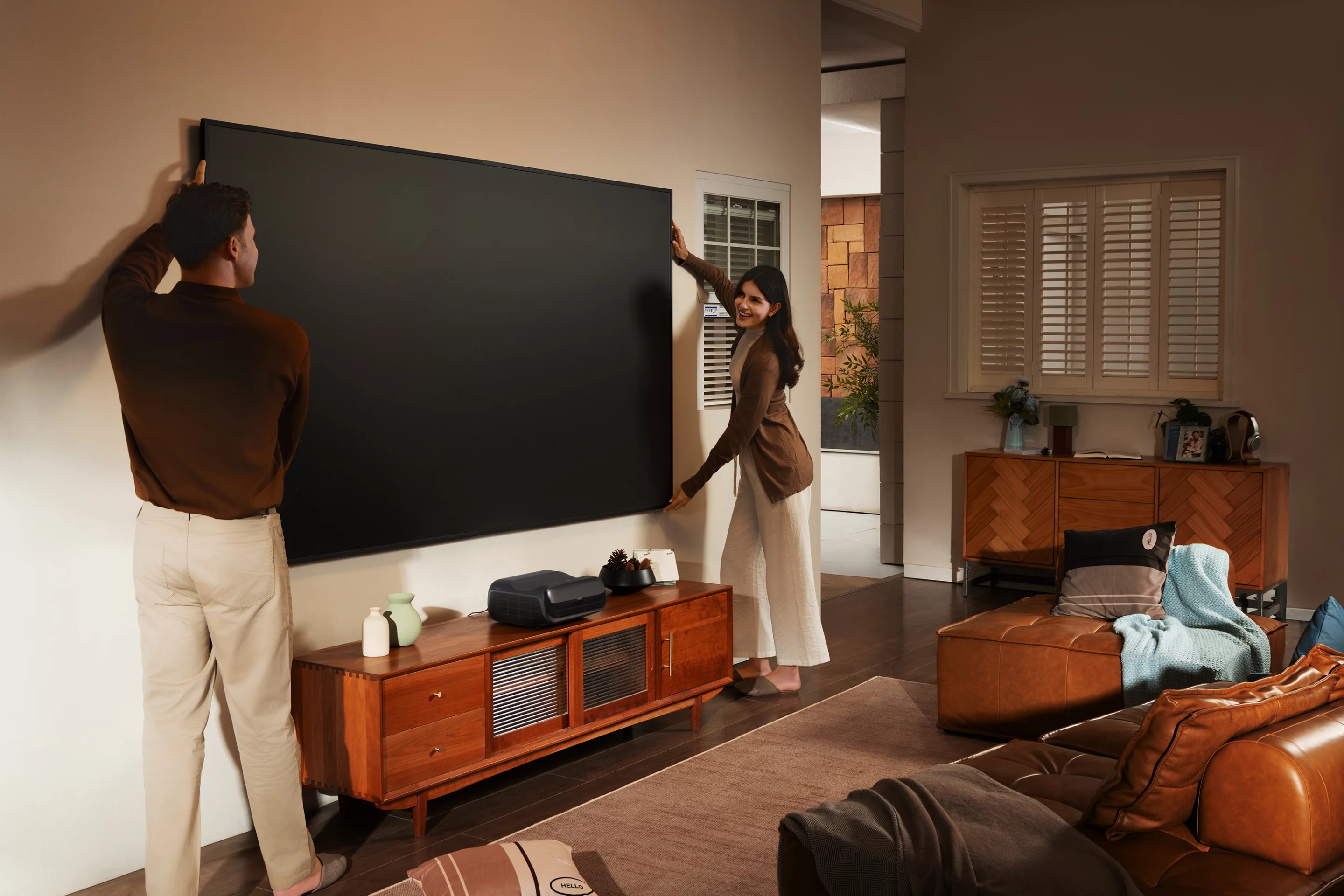 The O2S Ultra can be bundled with a 100-inch ALR screen