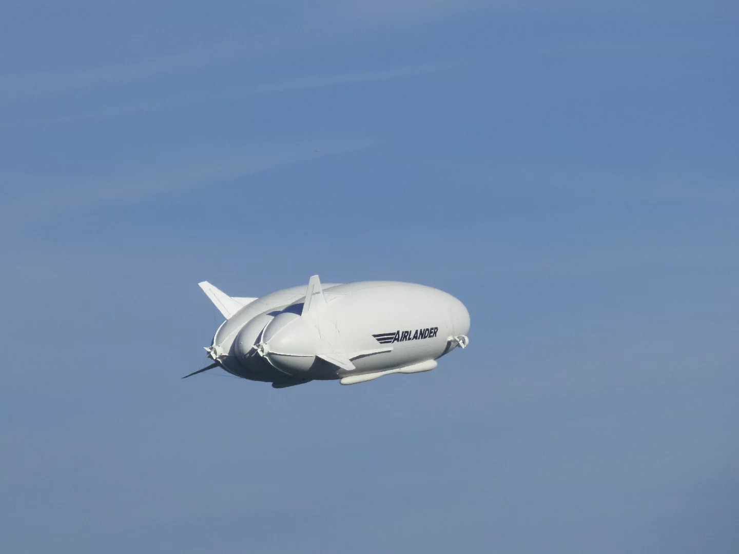 The Airlander has made its first successful flight since crashing last year
