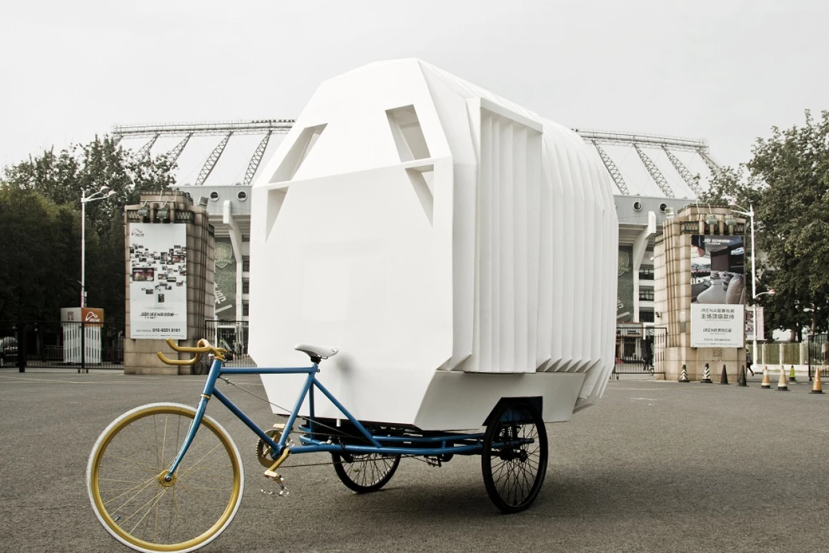 The Tricycle House opens like an accordion to offer more space