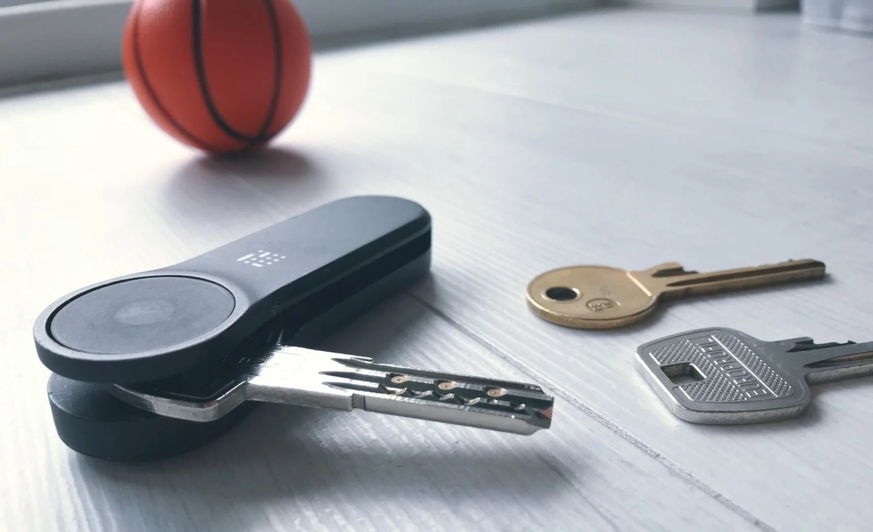 Once a key is installed in the spring-loaded Locky, it can subsequently be folded back inside the device when not in use, and deployed switchblade-style when needed