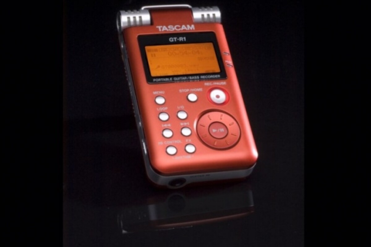 TASCAM GTR1 portable guitar recorder