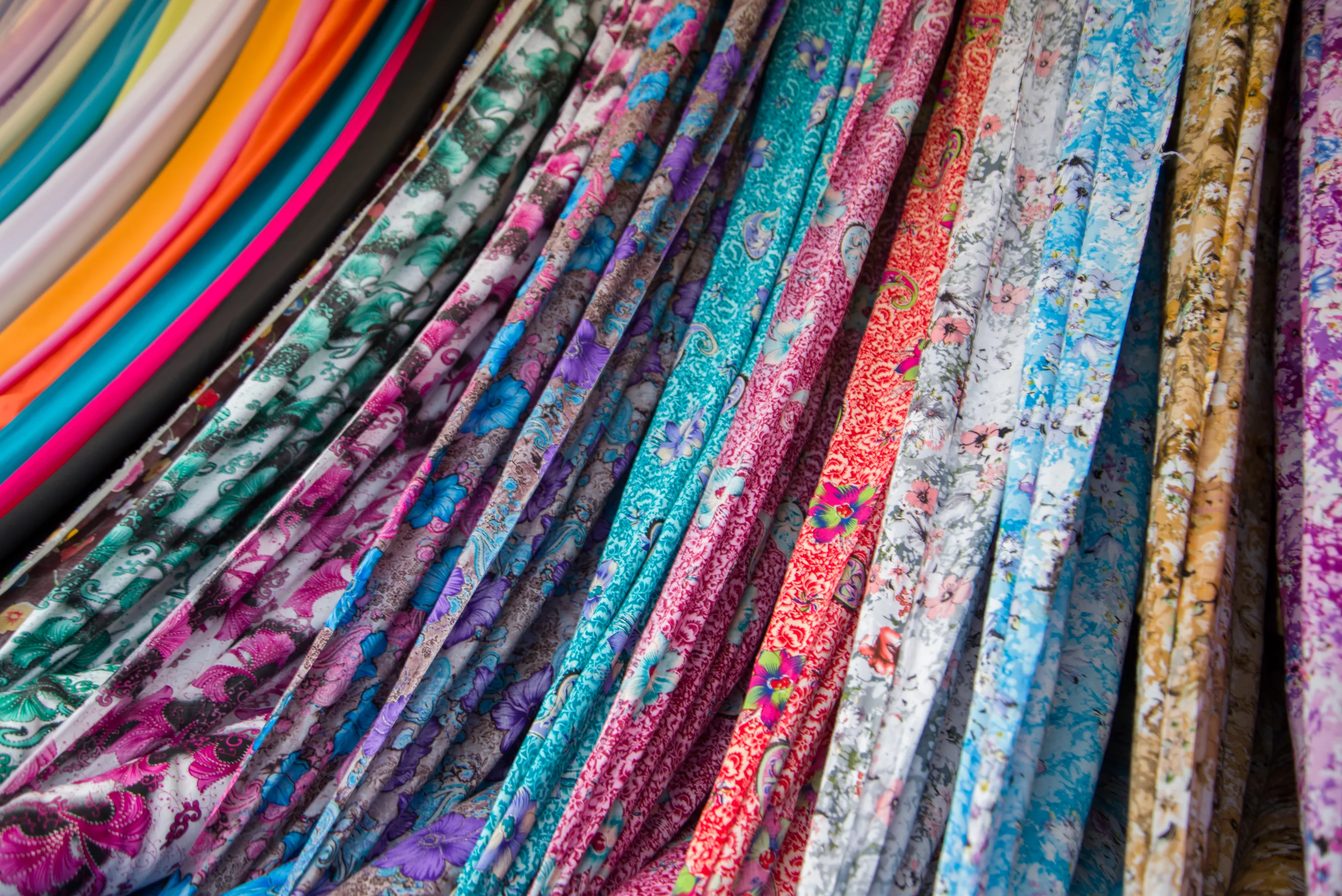 Looking at shots from the D600, colors feel accurate