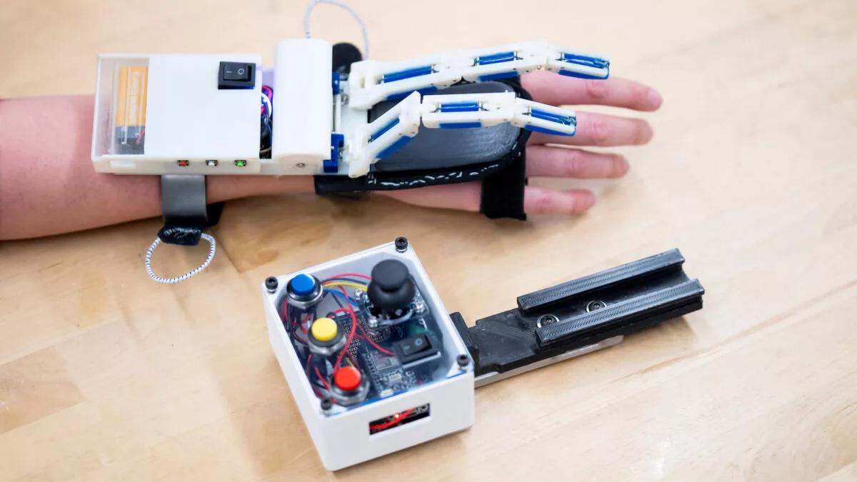 The Dorsal Grasper can also be activated via a joystick remote