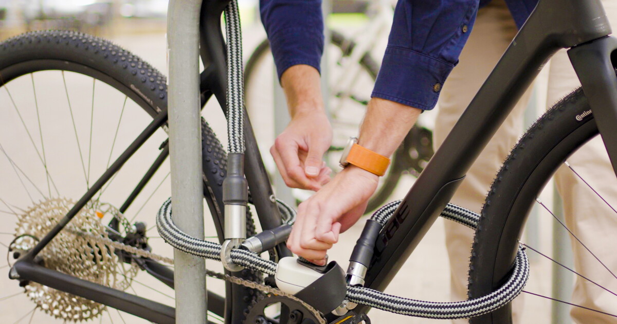Twisted, loopy lock secures your whole bike ... 2 wheels and all