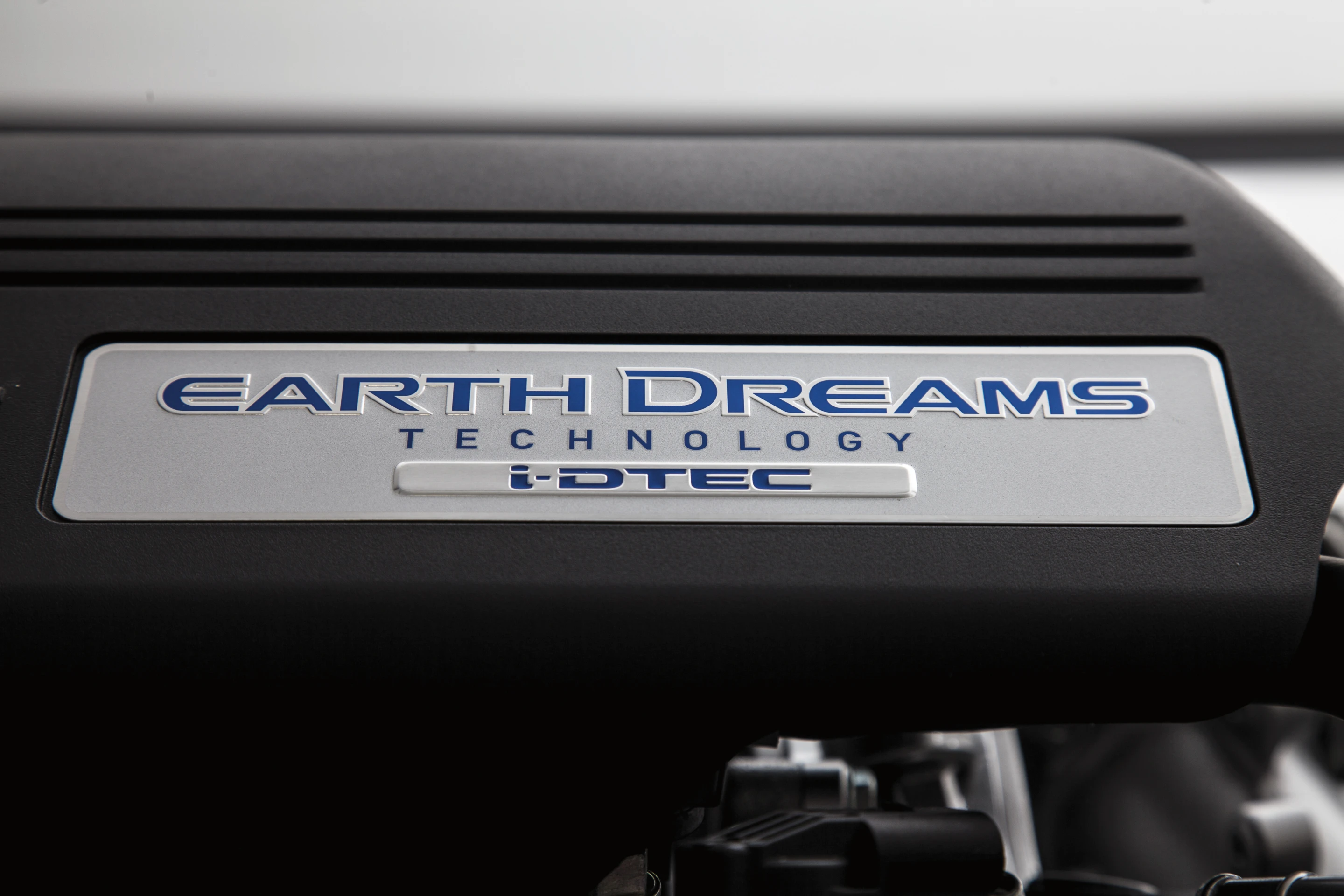 The new i-DETEC engne is a product of Earth Dreams technology