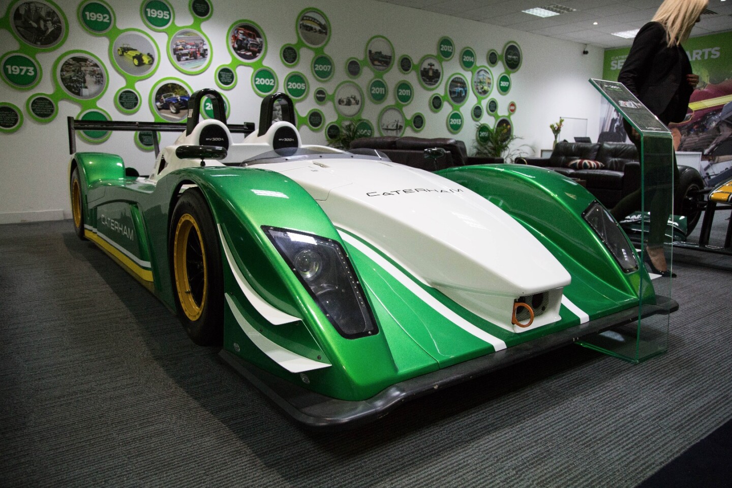 This concept was produced to show that, even though the Lotus Seven shape isn't all that aerodynamically efficient, Caterham is still able to do modern aerodynamics