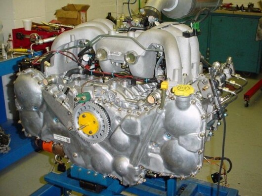 Assembled 6-Cylinder Subaru SCS HFE with Direct Injection Common Rail and Pistons