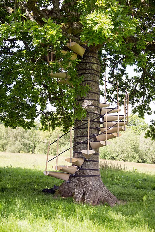 CanopyStair is a modular system for attaching a staircase to the trunk of a tree