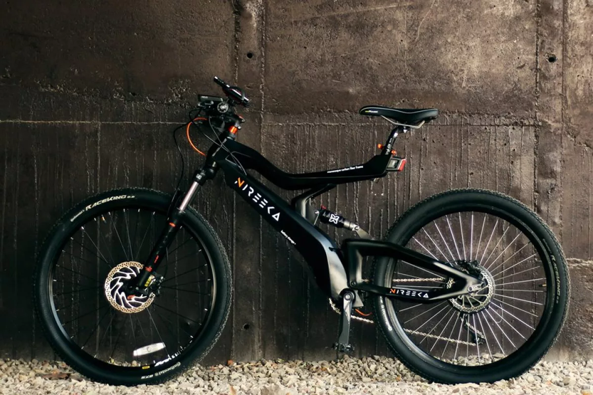 The Nireeka carbon e-bike range promises extraordinary specs and features given the prices