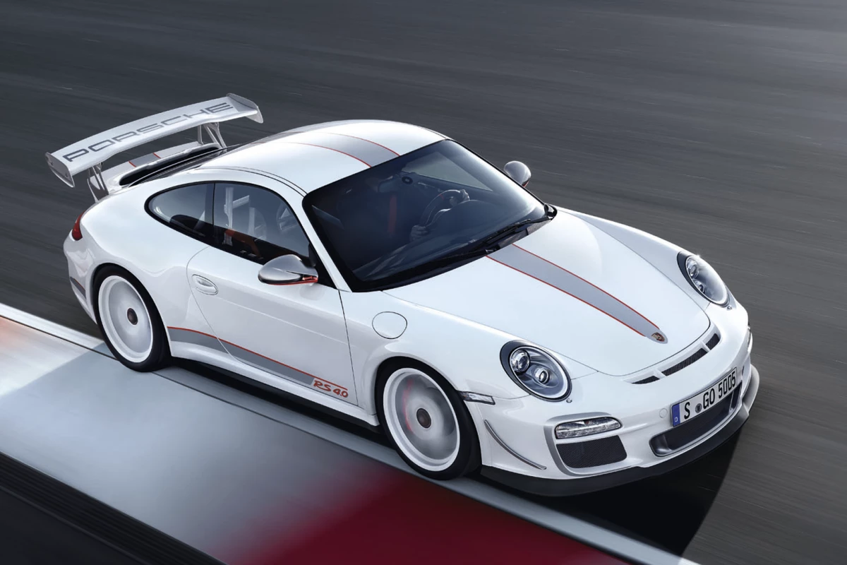 The GT3 RS 4.0 is the first production Porsche to wear "flics", the distinctive lateral front air deflection vanes previously only seen on race cars