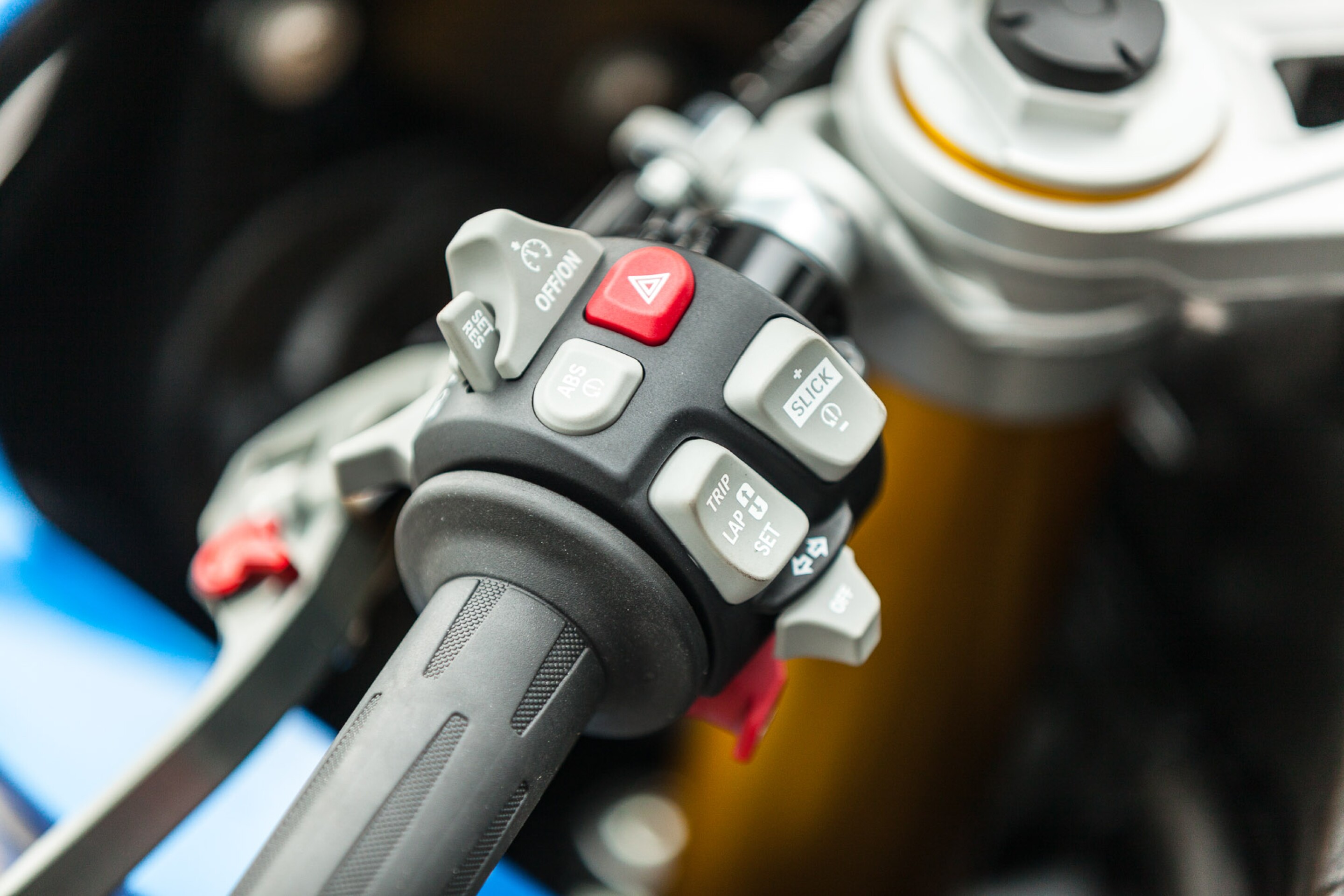 Three ways the 2015 BMW S1000RR just saved my butt