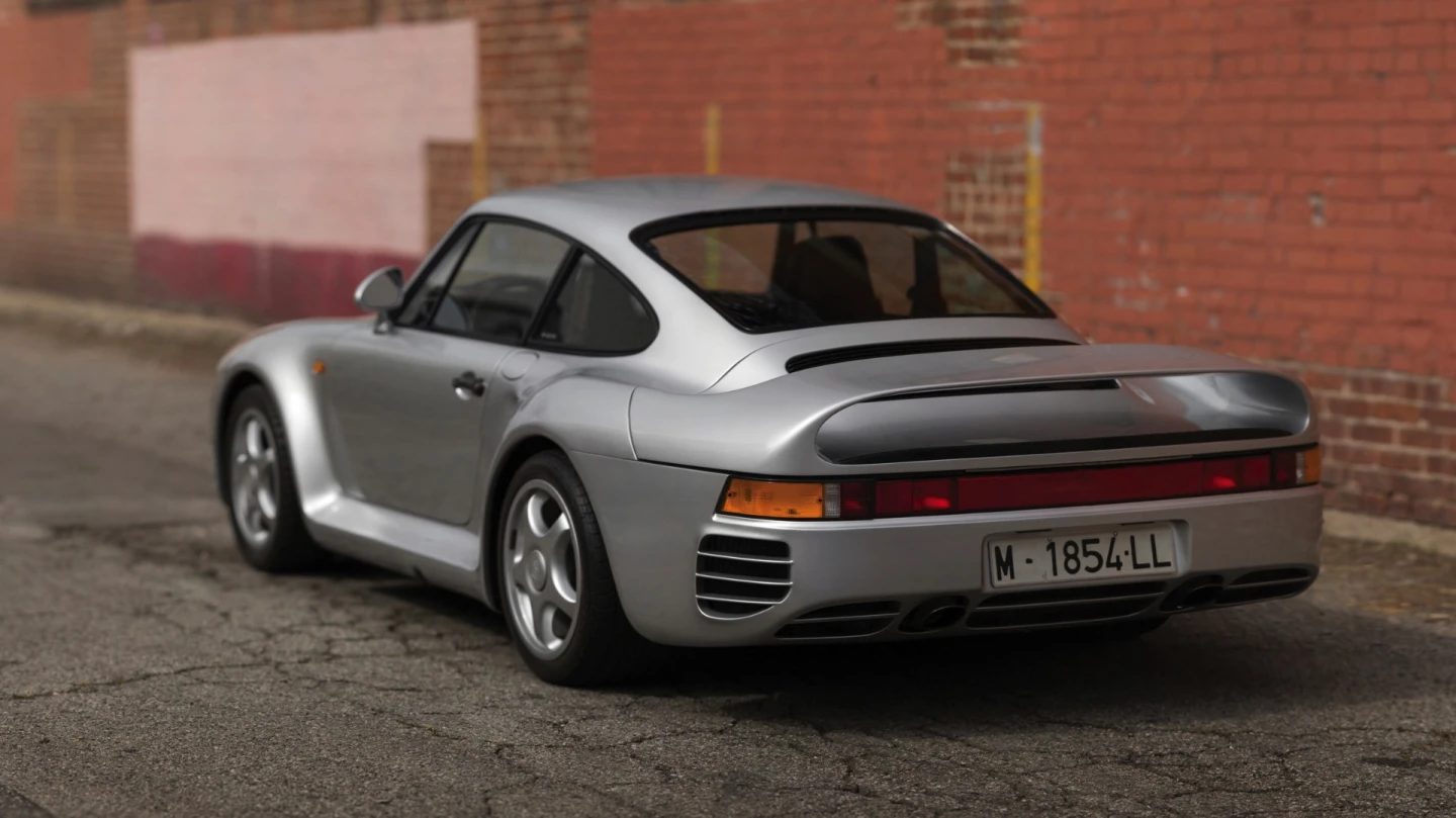 This 1988 Porsche 959 Komfort sold for $1,210,000