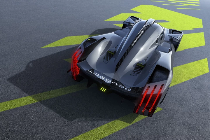 The 9X8 uses an aerodynamically shaped rear cover in place of a traditional wi