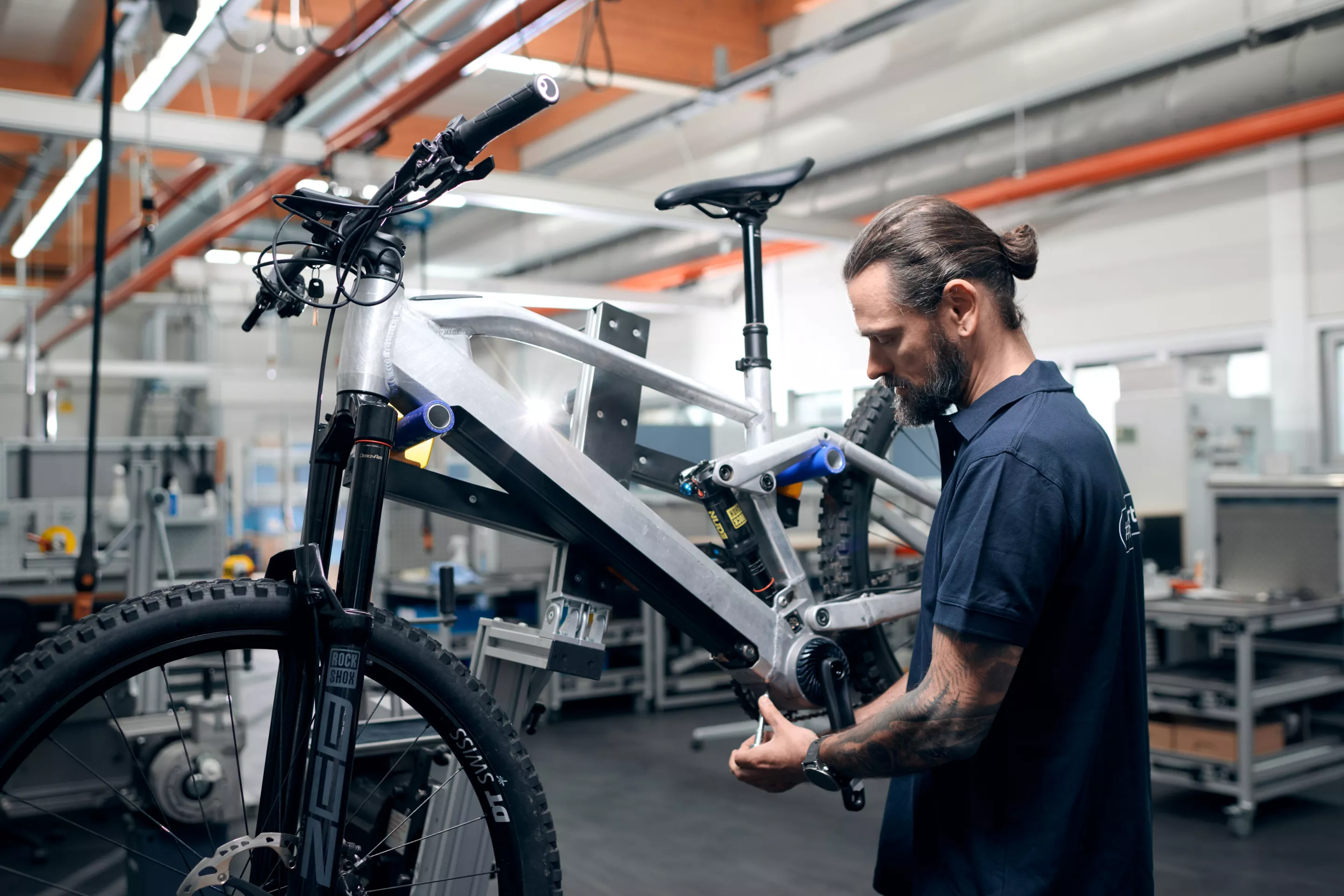 Designed for simple installation and maintenance, the new ZF electric drive components can be installed, removed and replaced in minutes