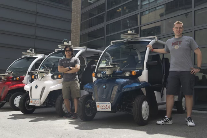 The LiDAR technology fitted to the vehicles uses short pulses of laser light to detect and localize objects around them and to precisely pinpoint their own location on a map