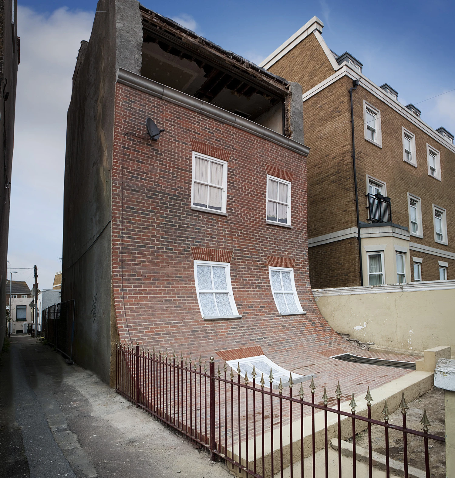 It's not unusual to see a project that straddles the worlds of art and architecture, but this piece by Alex Chinneck is surely a stand-out (Photo: Alex Chinneck)