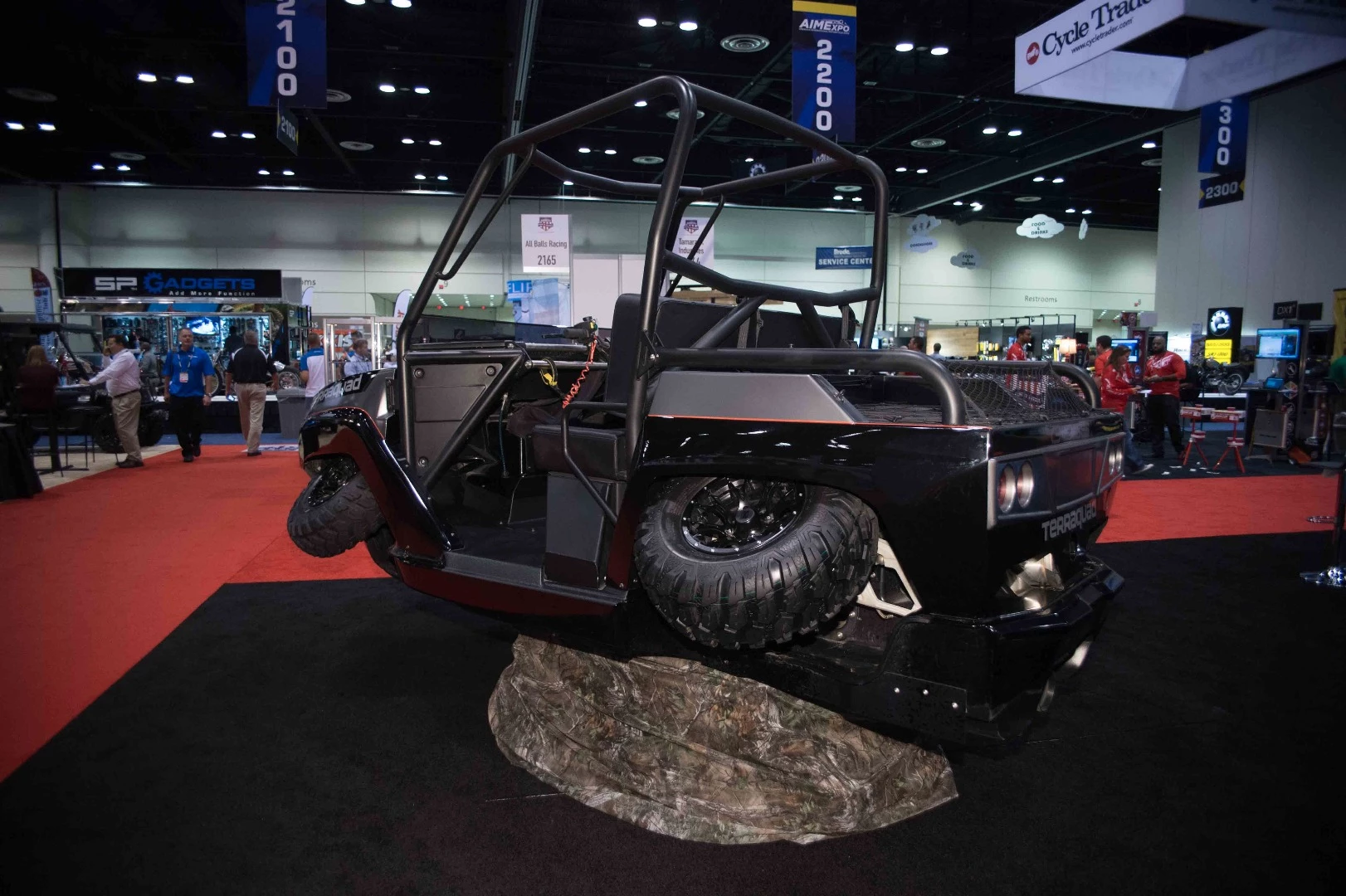 Gibbs Terraquad: wheels are lifted way up and angled into the body to provide minimal hydrodynamic interference in the water