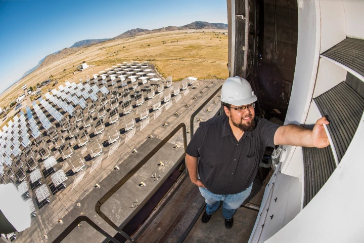 Engineers from Sandia National Laboratories have developed a new type of receiver for concentrating solar power plants, which should improve the sunlight capture efficiency of smaller facilities