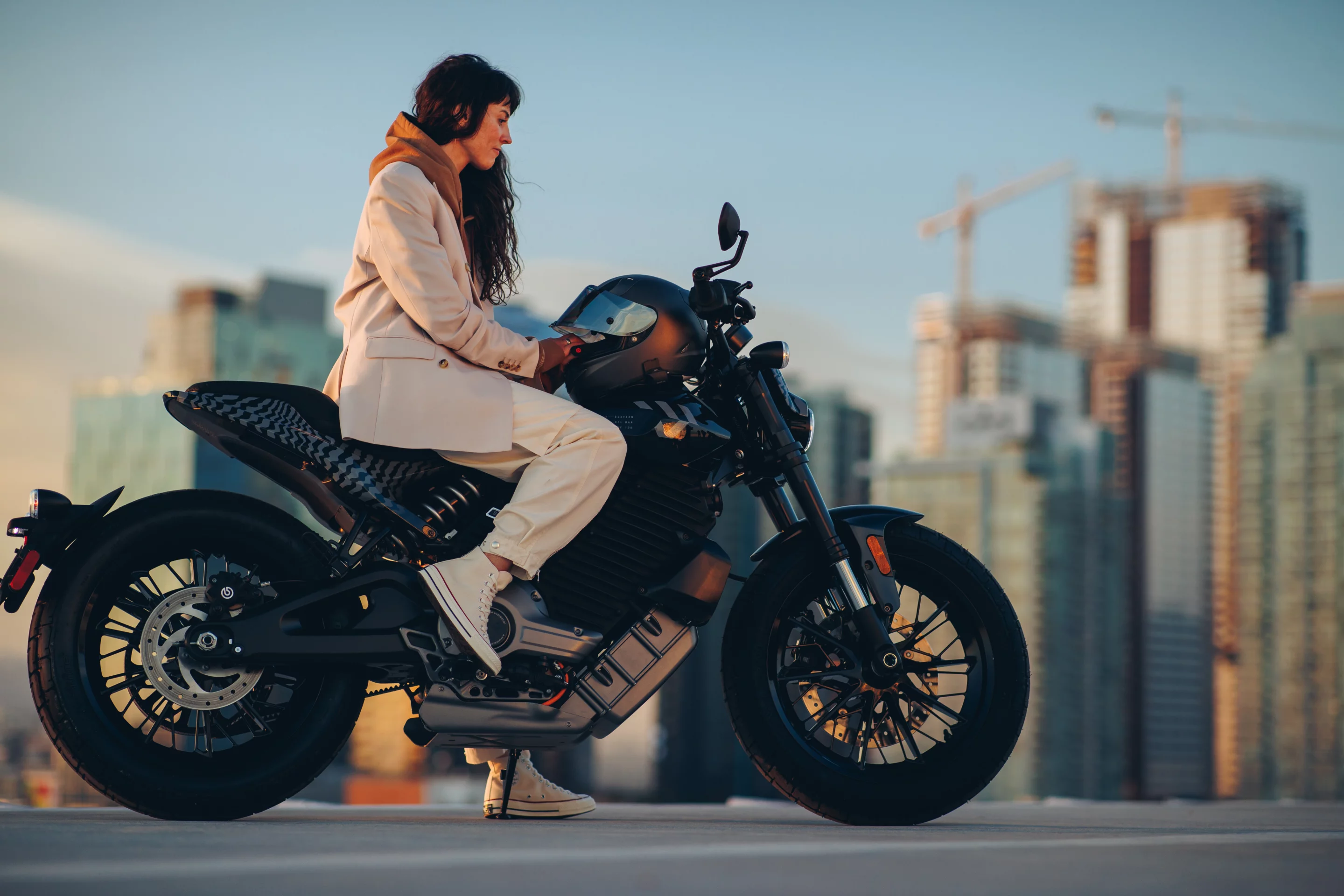 The S2 Del Mar electric motorcycle will start shipping in the Northern Hemisphere spring