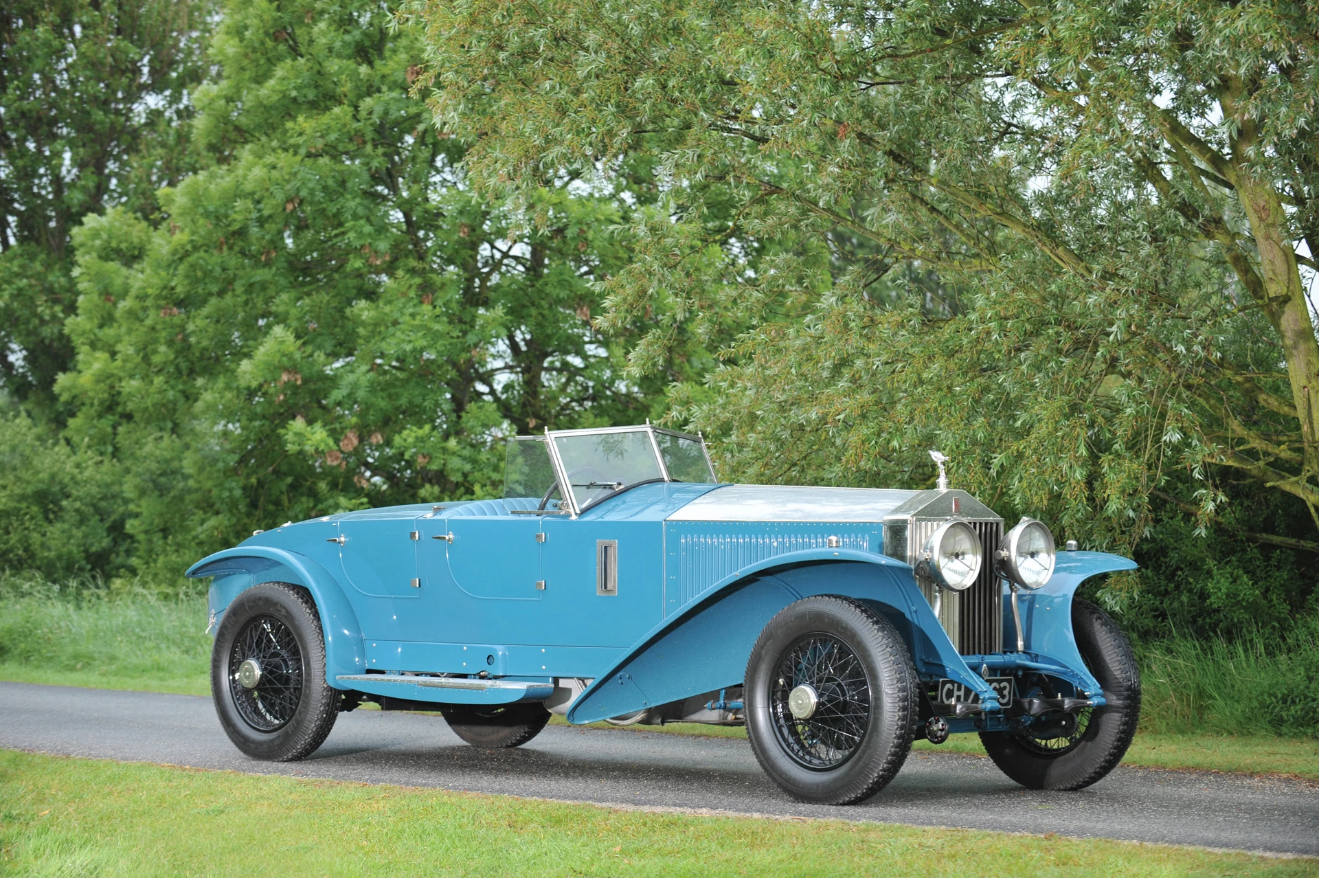 17EX sold at an RM Auction in 2009 for GBP429,000 after winning the Trofeo Rolls-Royce as the Most Elegant Rolls-Royce at the 2006 Villa d'Este.