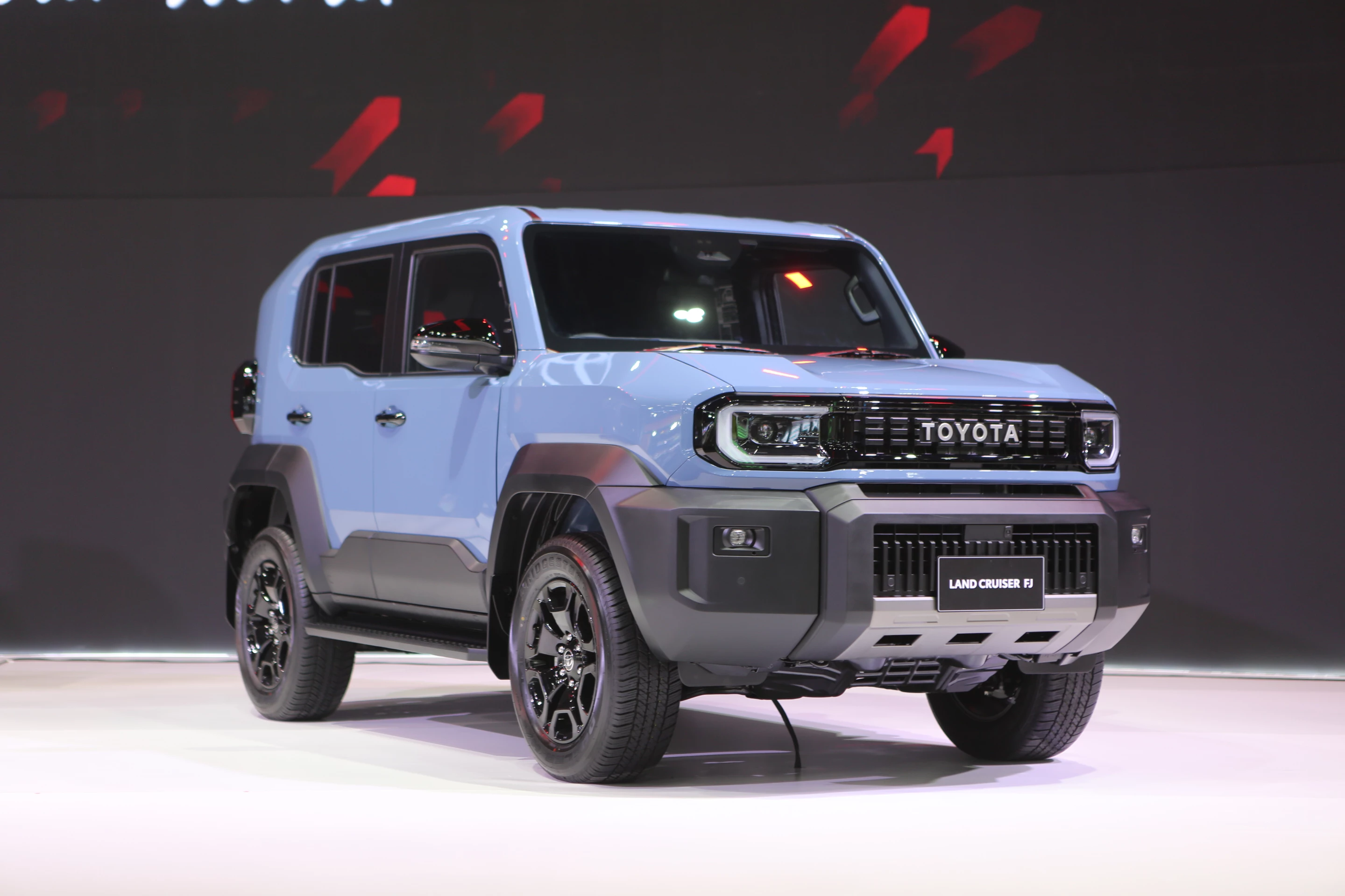 After first debuting the brilliantly small, mighty Land Cruiser FJ at the Tokyo Motor Show last year, it holds the Thai premiere at the 2026 Bangkok show