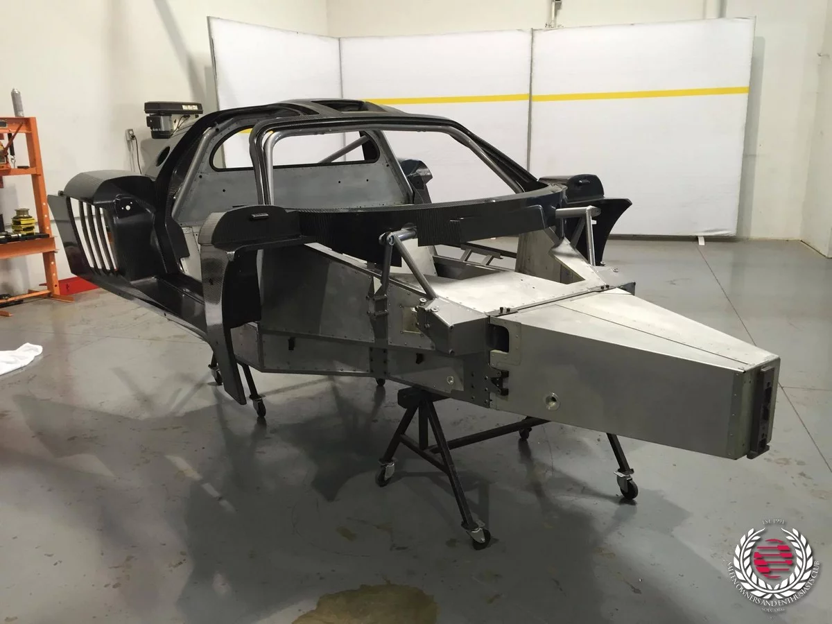 The carbon bodywork hints at a more modern, lighter Saleen