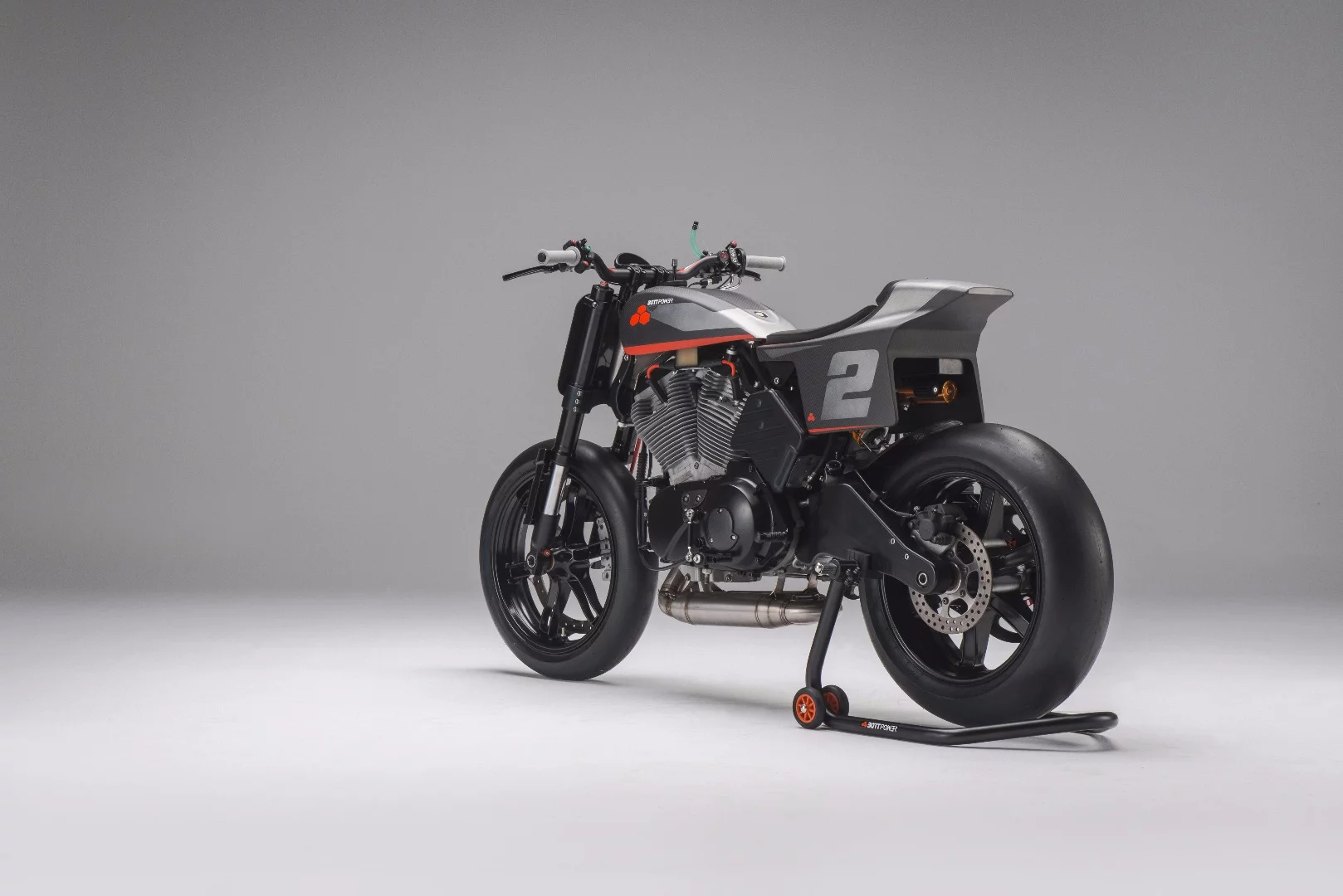 Bottpower XR1R: an American-style flat tracker built out of an American legend... Built out of another American legend. In Spain.