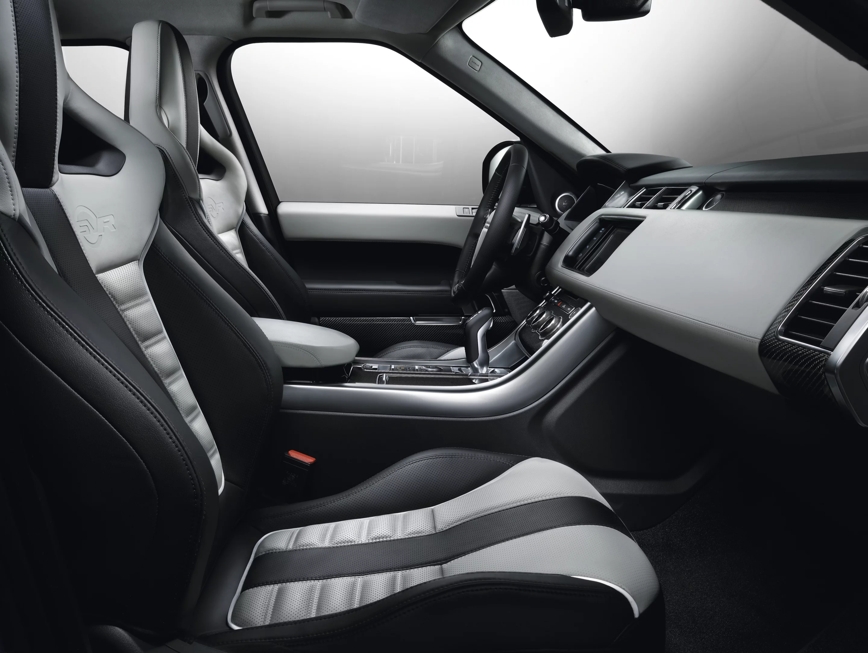 Interior of the 2015 Range Rover Sport SVR