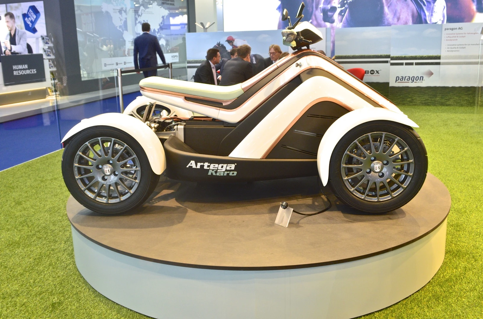 Artega lists three different motor options ranging between 4 and 17 kW of continuous power