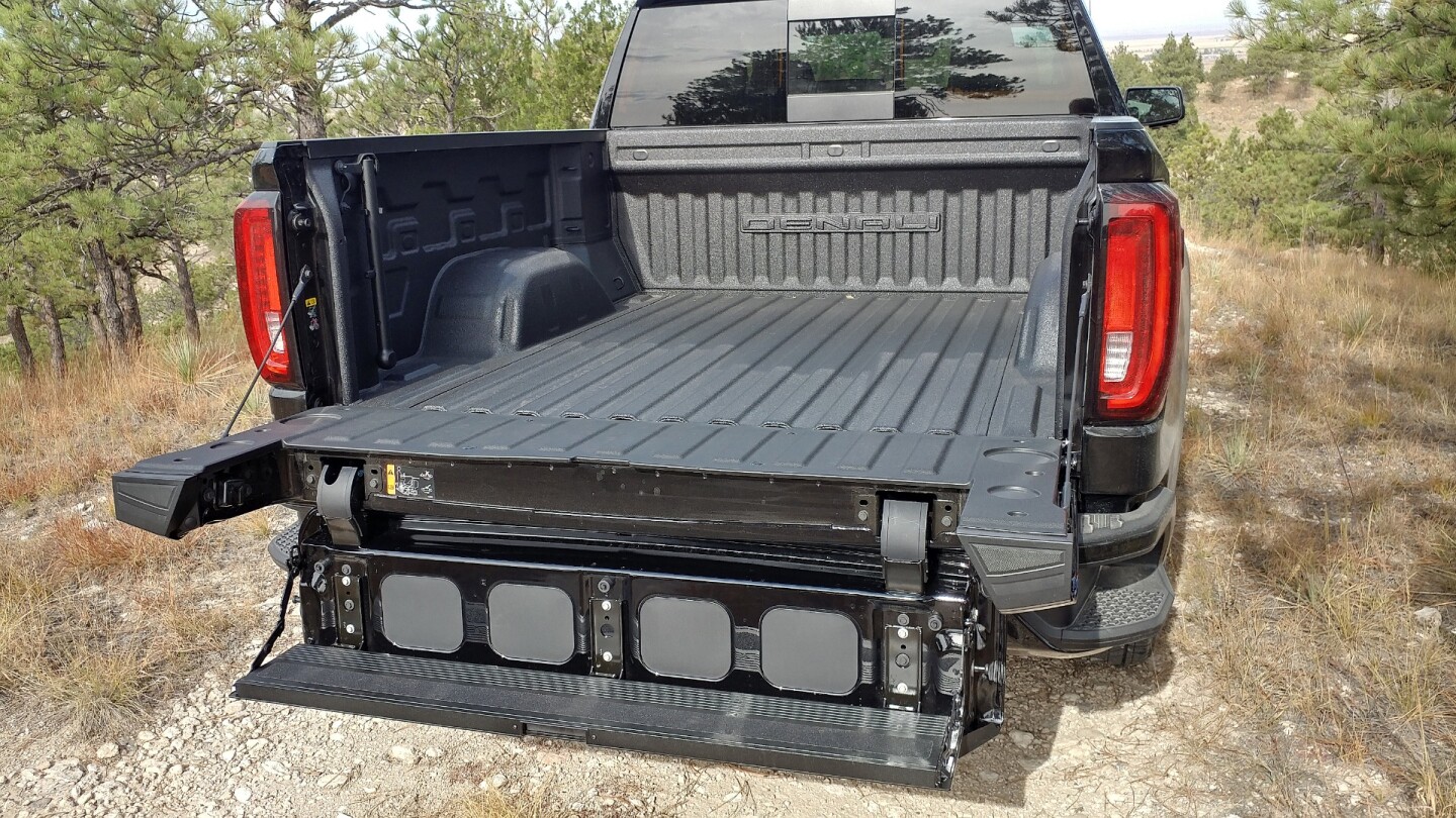 A further hinge down on the 2019 GMC Sierra Denali's MultiPro tailgate creates a step for easy access to the cargo bed