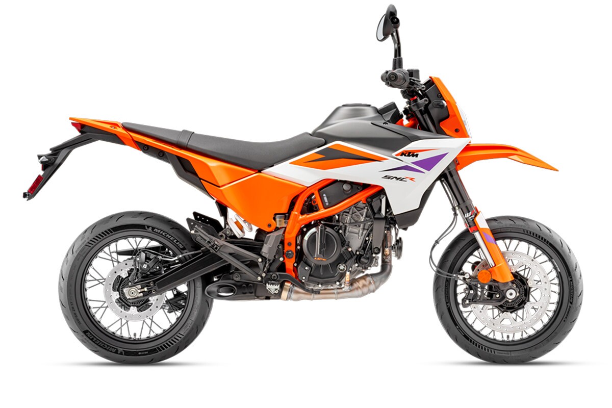 The flat seat, compact fuel tank, and upright riding angle should afford you plenty of control for off-road maneuvers