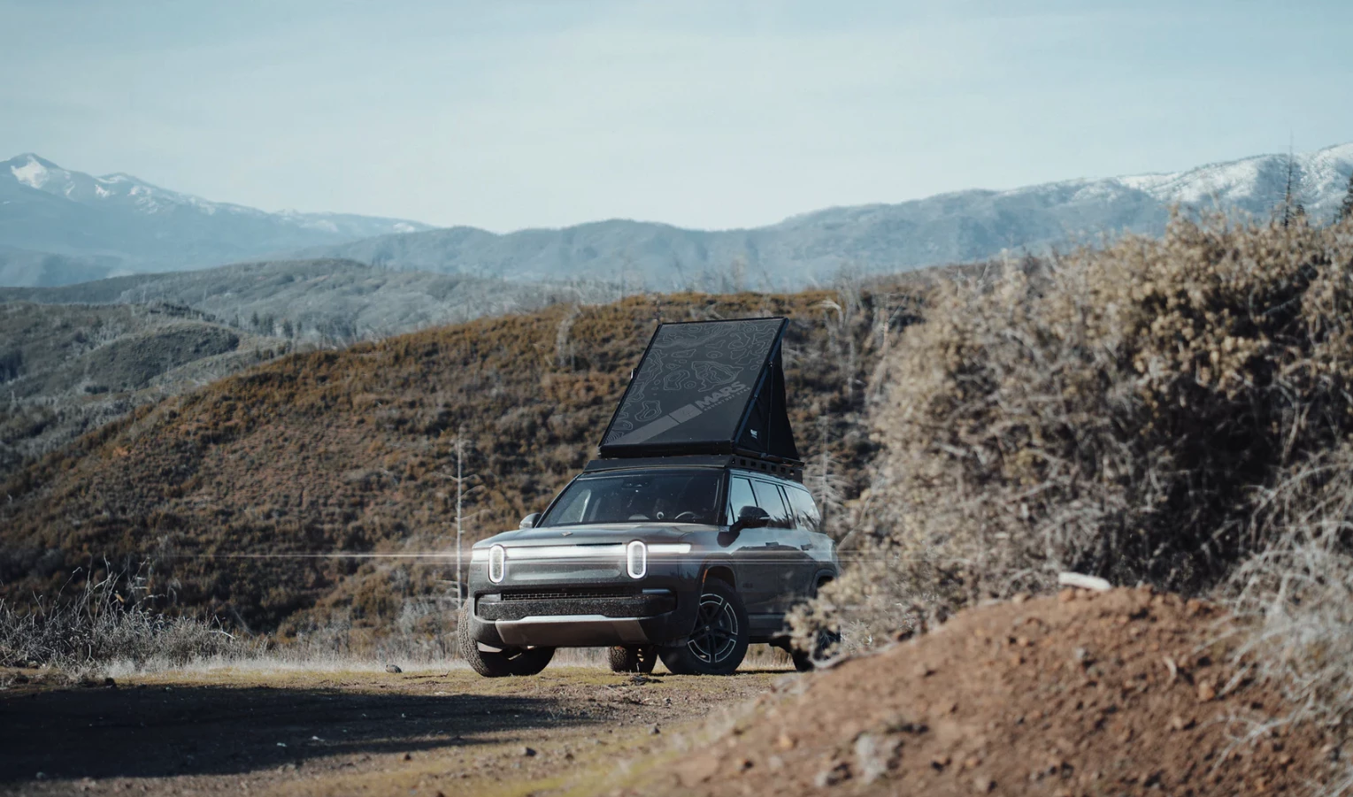 The Rivian R1S and Mars Aeroblade make a scenic base camp