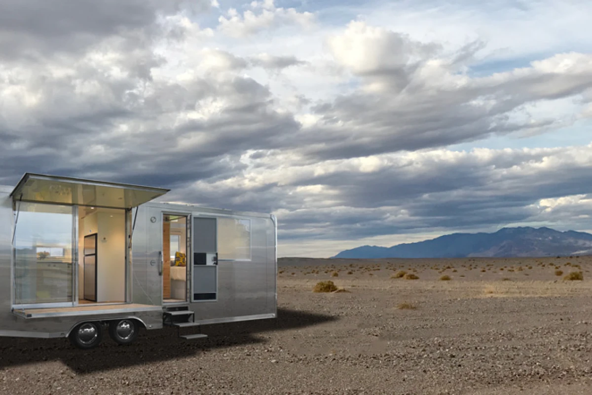 The Living Vehicle has the capacity to sleep six