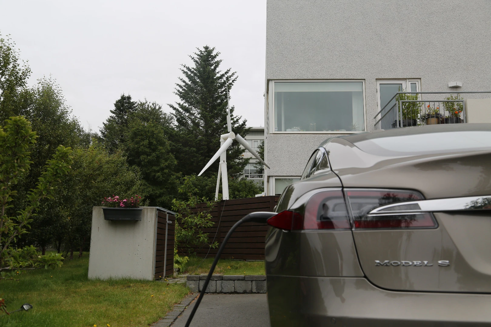 The Trinity 2500 charging an electric car
