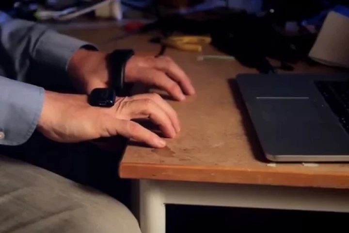 A mock-up of the virtual keyboard system in use