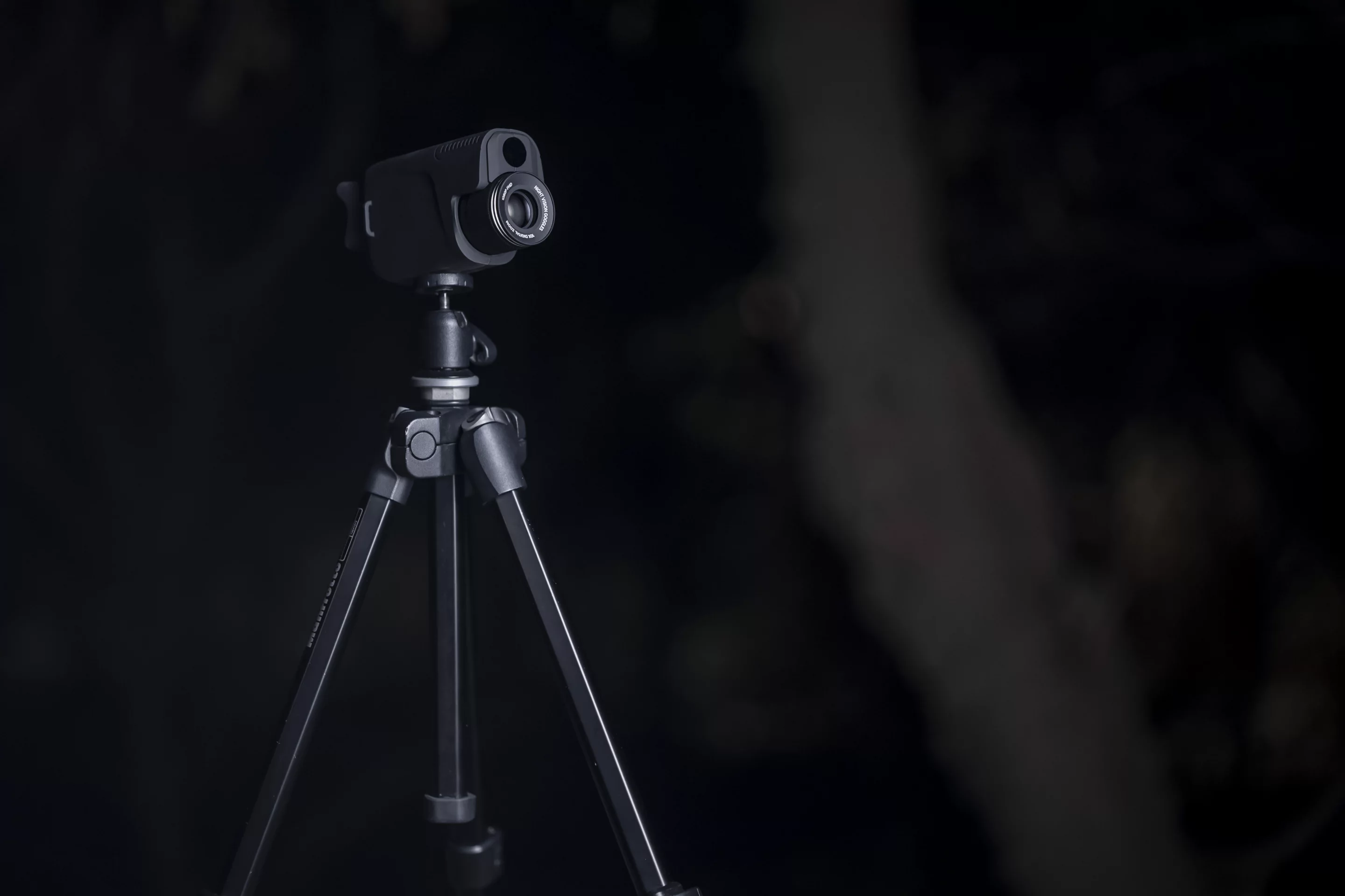 The Duovox Ultra monocular includes a tripod mount for shake-free after-dark footage