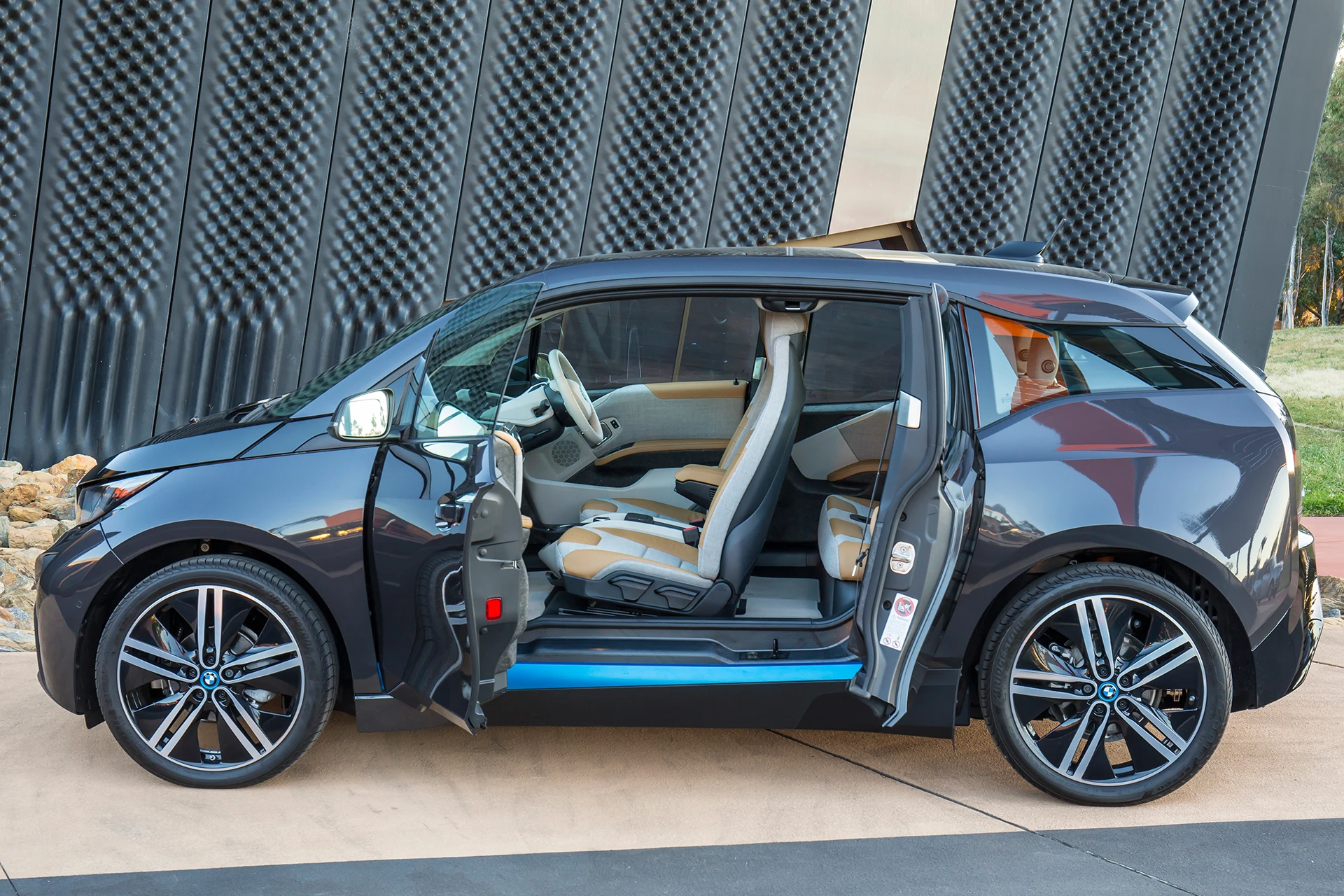 The BMW i3 - rear-opening coach doors