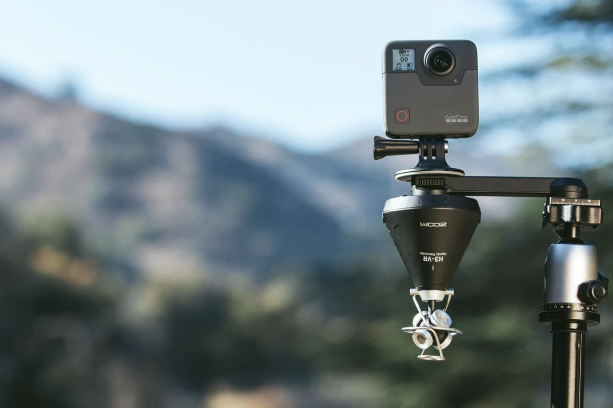 Zoom's H3-VR Handy Recorder is powered by AA-sized batteries for in the field 360° audio recording